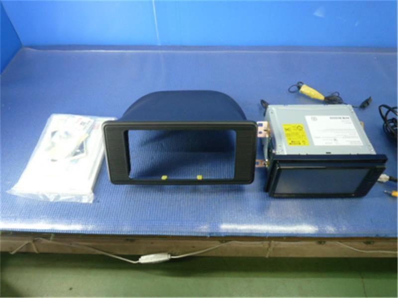 ダイハツ 純正 キャスト 《 LA250S 》 カーナビゲーション P90400-25001103拍卖