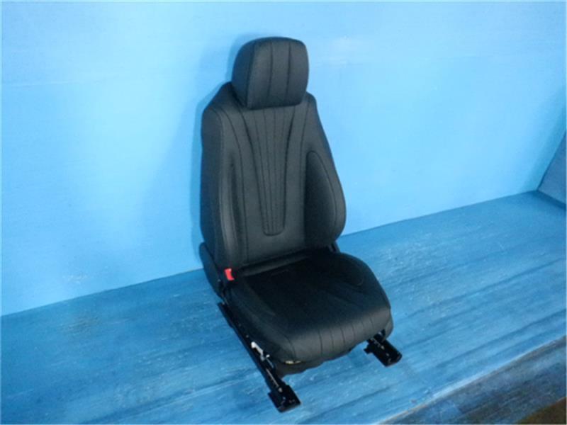 ベンツ 純正 ベンツCLS 《 257359 》 助手席シート P10700-25005014拍卖