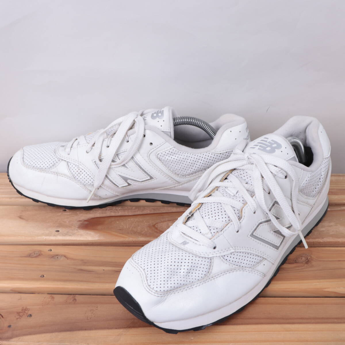 z9244【544】ニューバランス US10 28.0cm/白 ホワイト グレー newbalance メンズ スニーカー 中古拍卖