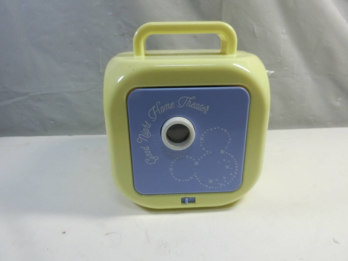 ディズニーキャラクター 天井いっぱい ! おやすみホームシアター ぐっすりメロディ くまのプーさん はちみつ探しの冒険ストーリー ディスク拍卖