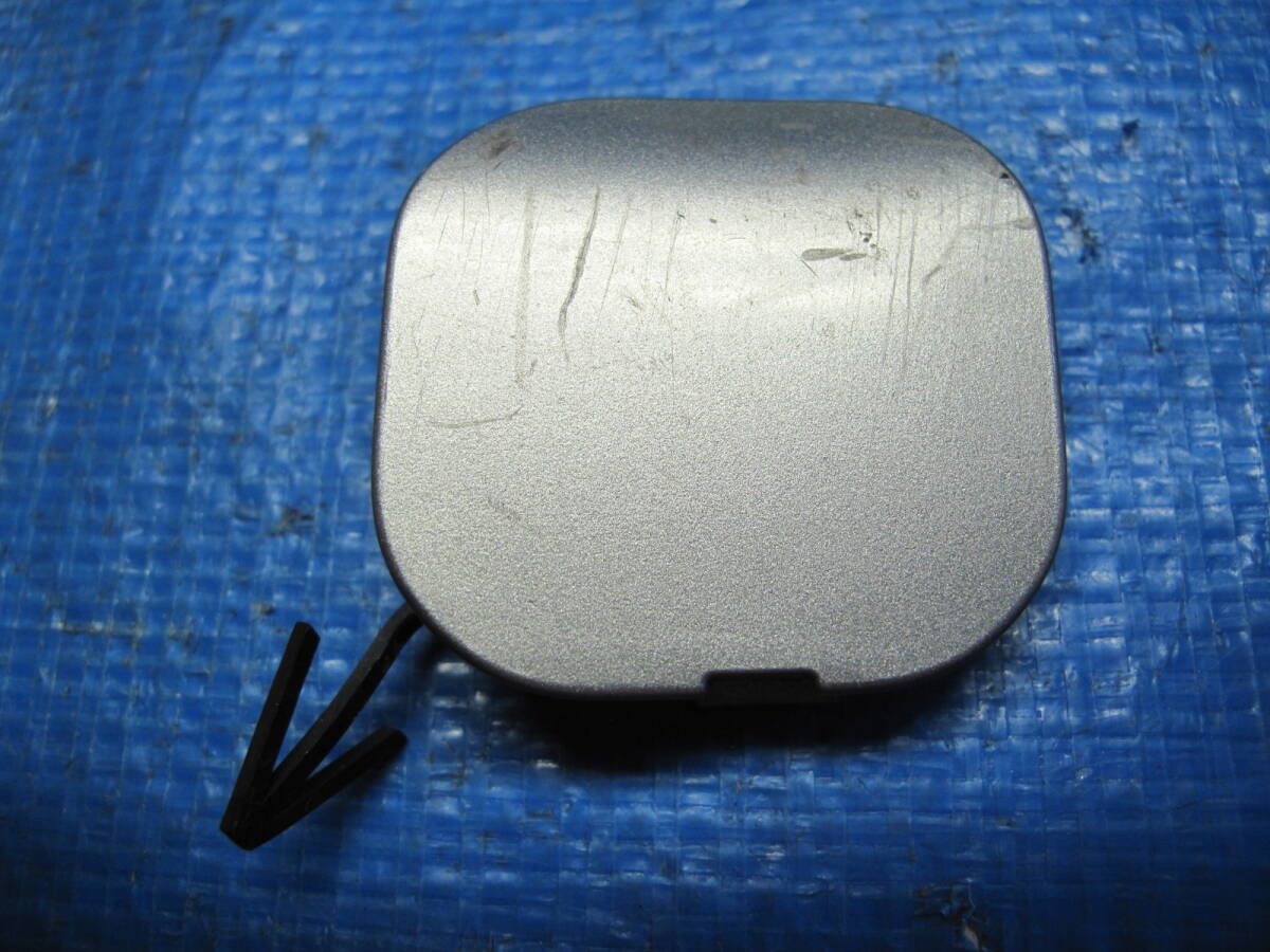 G Z11 キューブ 純正 フロントバンパー ホールカバー 牽引フックカバー 622A0 3U040拍卖