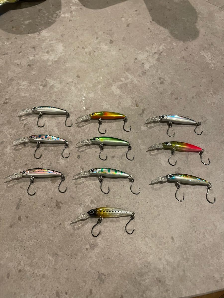 シンキングミノー 10個セット トラウト 管理釣り場  エリア トゥイッチ チューン 拍卖