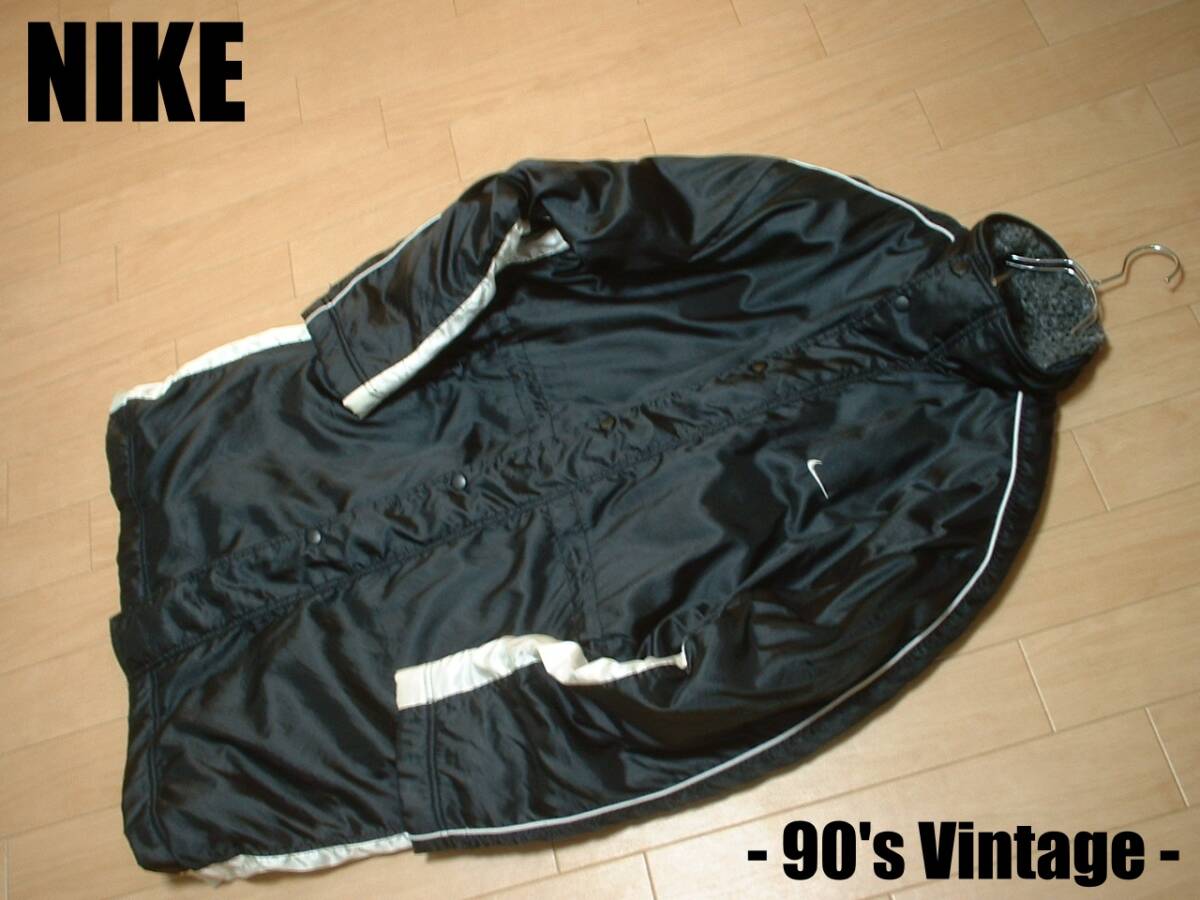 90sビンテージNIKEワンポイント&ビッグスウッシュ中綿ナイロンジャケットLブラック正規ナイキ黒タグパフトラックベンチコートジャージ拍卖