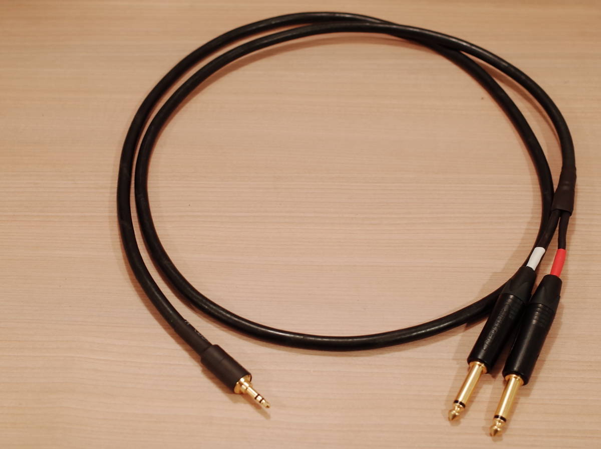 ★ BELDEN 8428 フォン-ステレオミニプラグ3.5mm 変換ケーブル 1.5m Yケーブル 金メッキ NP2X-B NYS231BG-LL ★拍卖