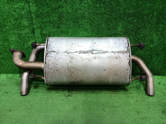 86 DBA-ZN6 リアマフラー SU003-01121 純正拍卖