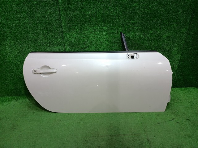 86 DBA-ZN6 右フロントドア アサヒ M2H4 SU003-01558拍卖
