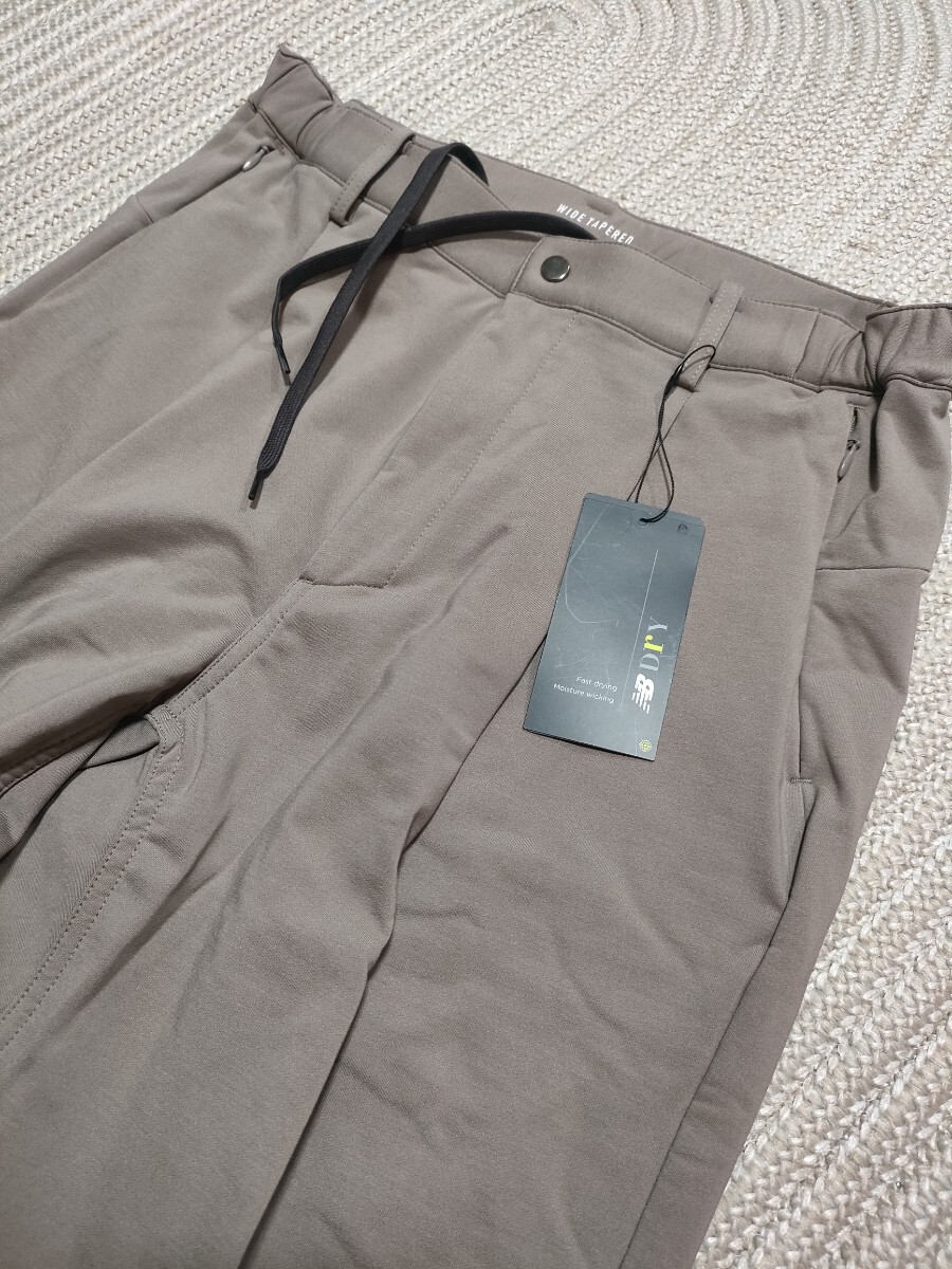 新品 定価17600 ニューバランス MET24 ワイドテーパード パンツ S ライトブラウン New Balance メンズ拍卖