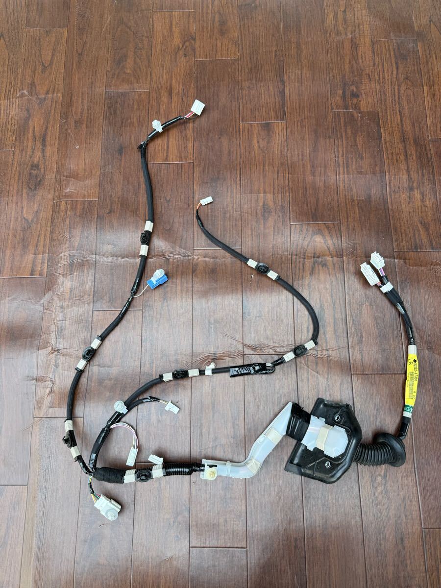 トヨタ プリウスα DAA-ZVW41W 純正 左フロントドア ワイヤー LH 助手席 82152-47381 DA25041205拍卖