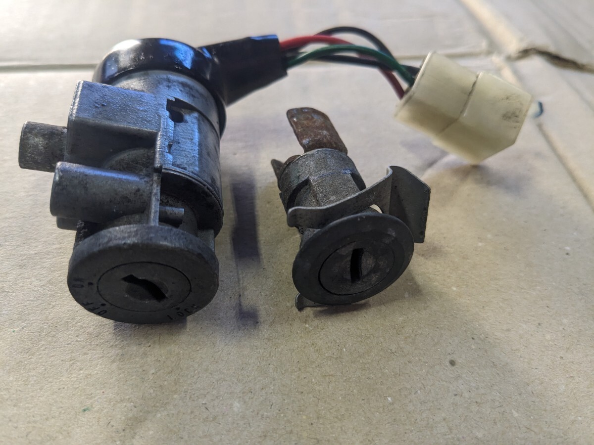 ホンダ HONDA af12 af19 DJ-1r dj-1 dj-1rr キー無し キーシリンダー セット カギ 鍵 イグニッション キー拍卖