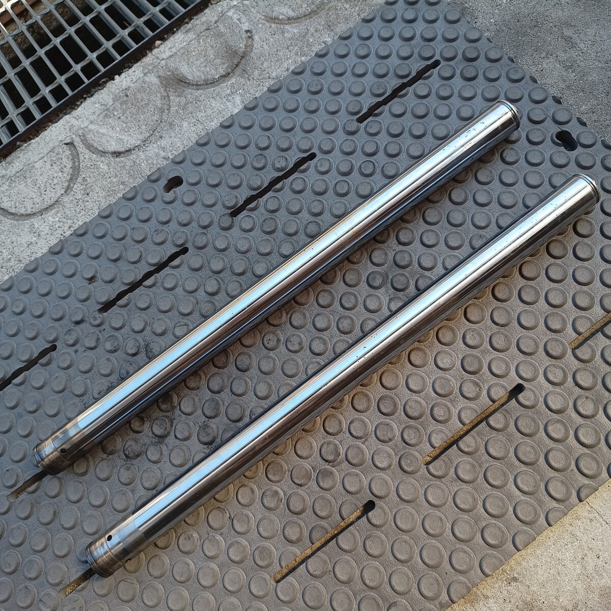 V-TWIN MAGNA Vツインマグナ 純正インナーチューブ フロントフォーク拍卖