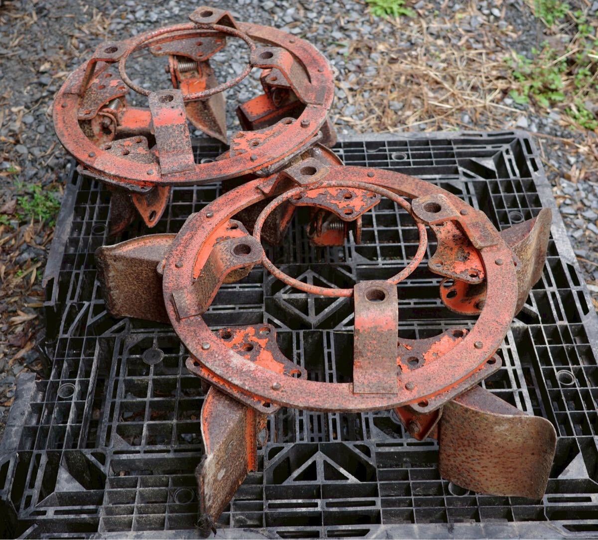 ◆破損や腐りなどなし! トラクター 鉄車輪 補助輪 リング部外径約580mm 左右 2本セット 湿田 アタッチメント 寸法は画像で確認ください拍卖