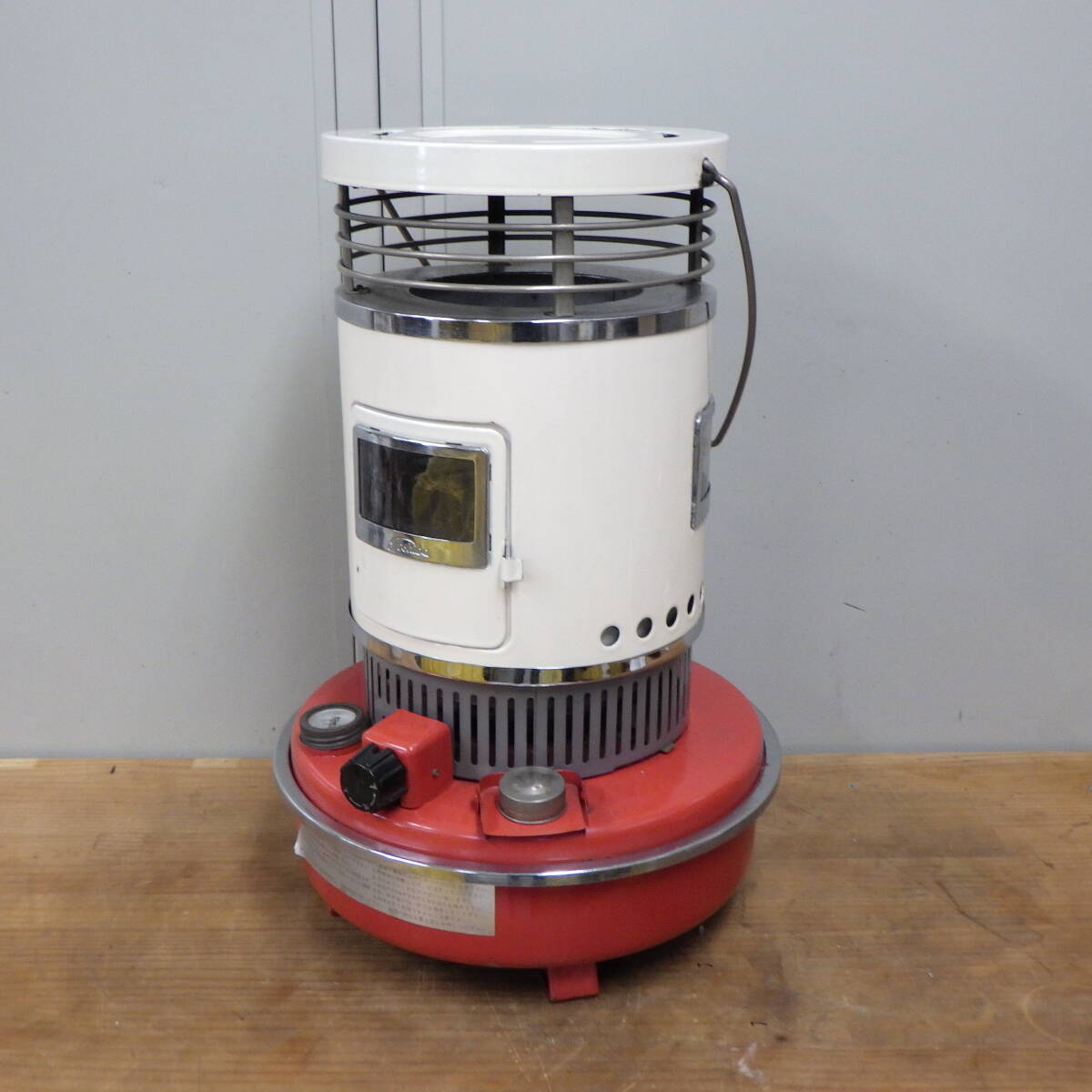 東芝石油ストーブ KSV-401 直接取引限定 発送不可 併売拍卖