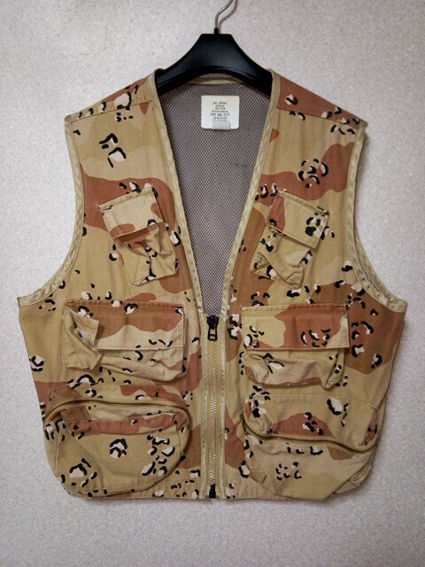 SRU-22/P チョコチップデザートカモ サバイバルベスト XL ミリタリー  フィッシング  ハンティング拍卖