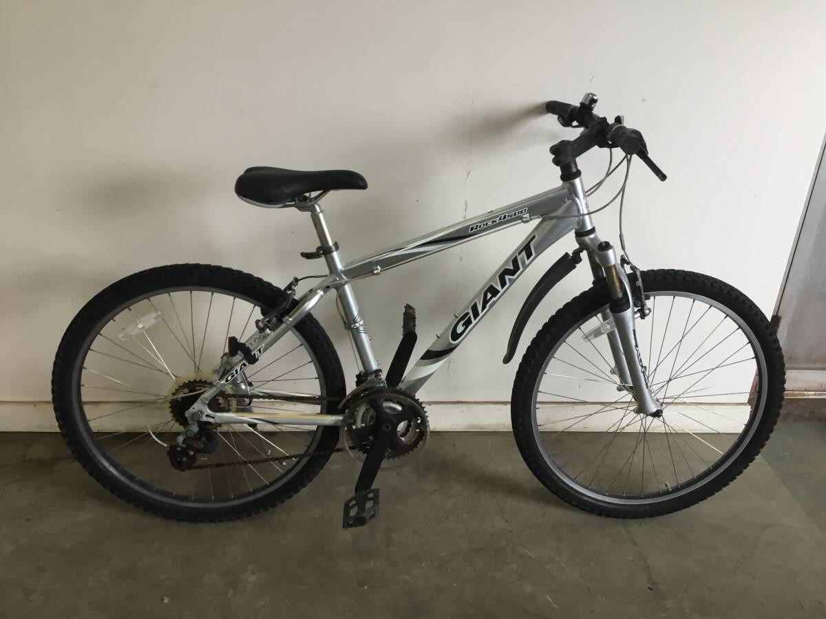 A-174△ y 岐阜発/ GIANT/ Rock4500/ マウンテンバイク/ 3×7段変速/ 26インチ/ 走行確認/ タイヤひび割れあり/ 現状品/ R7.4/22 △拍卖