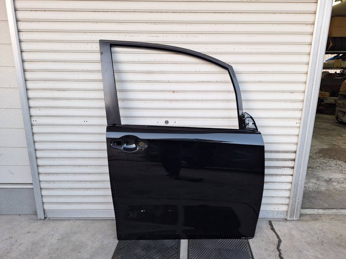 エスクァイア 運転席ドア 右ドア No.mac拍卖