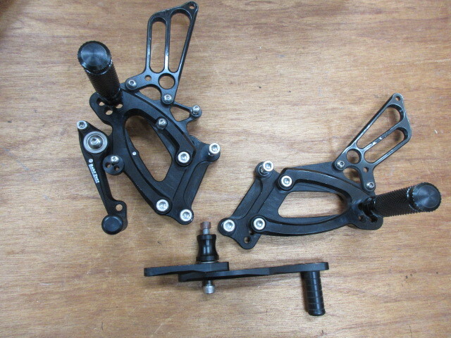 BMW S1000R ('17-) ベビーフェイス バックステップ拍卖