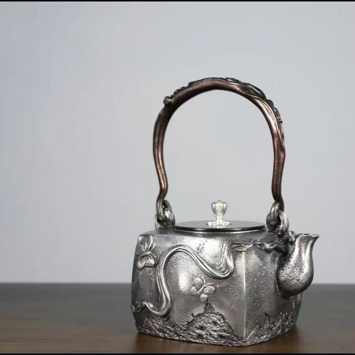 高品質◆鉄瓶◆ 急須を入れる 砂鉄製ティーポット純粋な手水を沸かして茶を煮る茶具拍卖