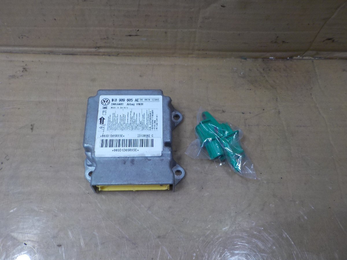 ★フォルクスワーゲン シロッコ 13CTH エアバックコンピューター センサー付き 純正 【送料込み】拍卖
