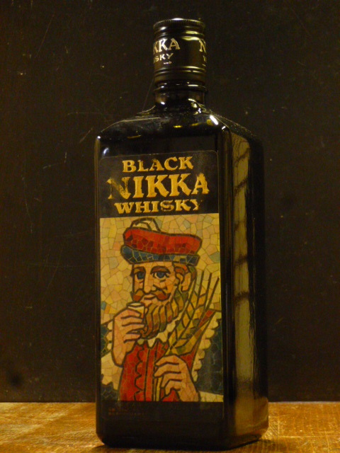 1級「BLACK NIKKA」1965年~70年代前半か 黒キャップ 茶系ラベル ブラックニッカ 日本橋720ml 42度 東656 余市モルト BLACK NIKKA日-0331-C拍卖