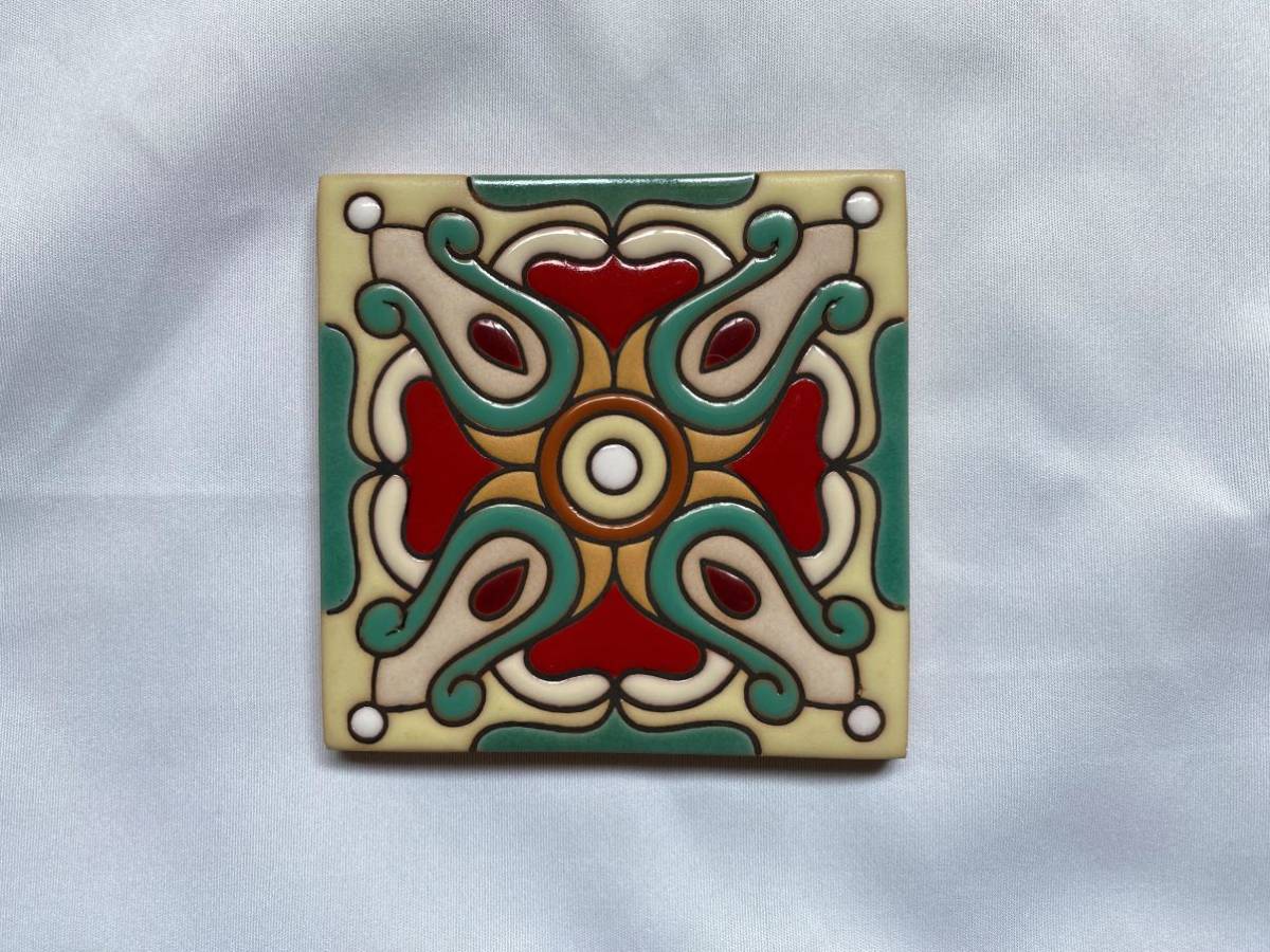 メキシコタイル ハンドメイド手描きタイル 手作りタイル メキシコの陽気なデザインタイル RDC59拍卖
