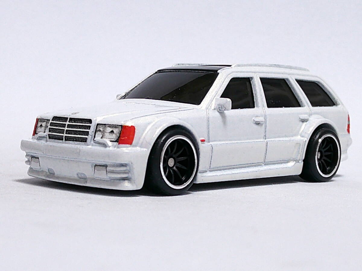 ホットウィール (白) メルセデス ベンツ E 36 AMG <ルース> Hot Wheels拍卖