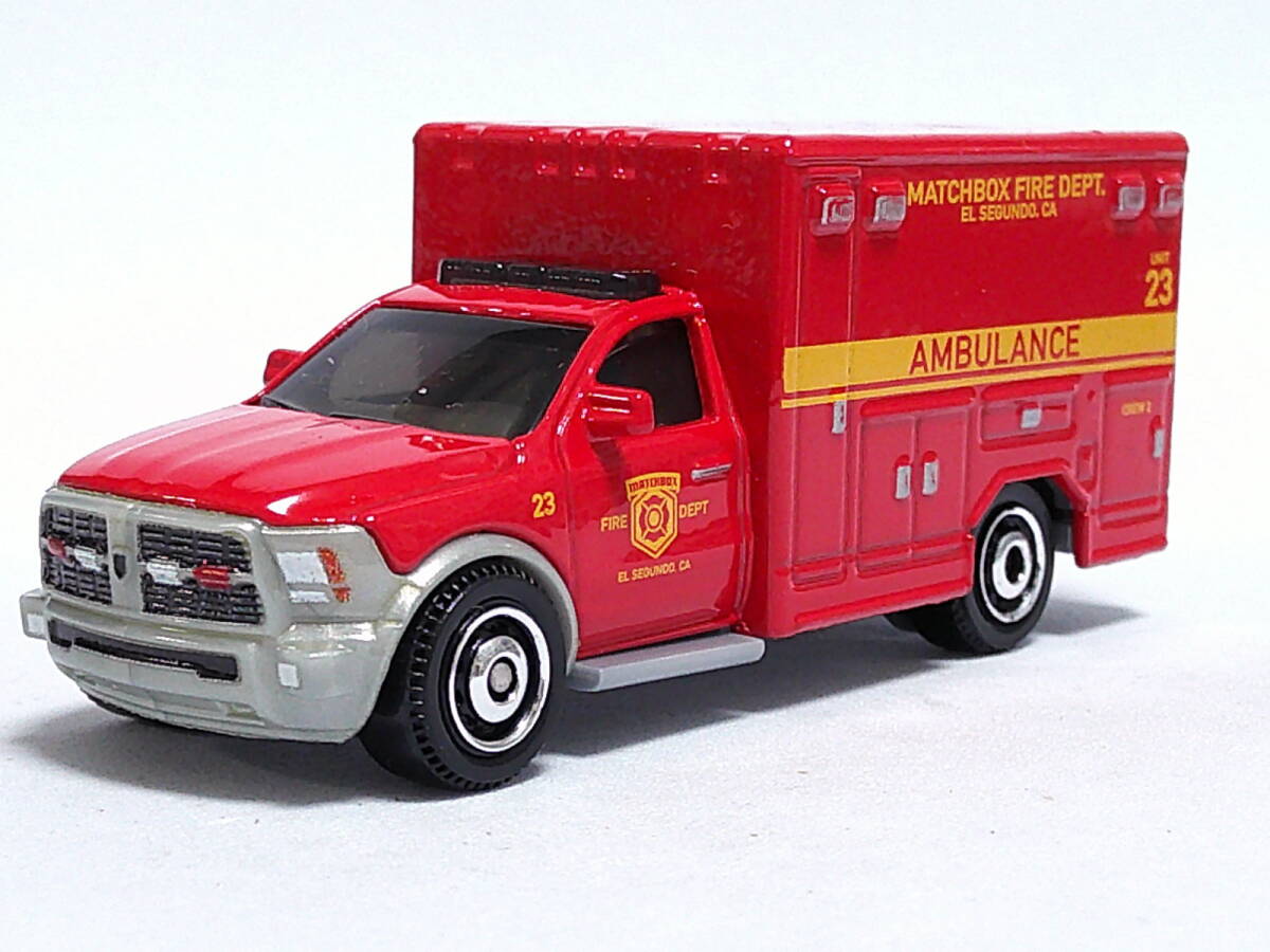 マッチボックス (赤) '19 ラム アンビュランス <ルース> Matchbox 拍卖