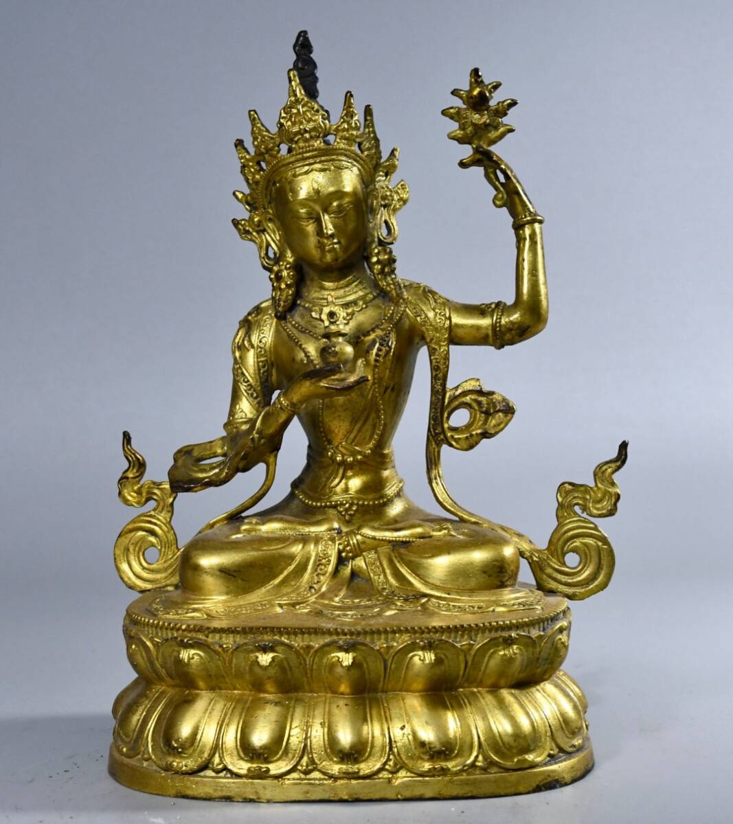 仏像 明代 銅琉金 チベット仏教 文殊菩薩 仏教古美術 供養品 極細工 時代物 古置物 中国古美術 唐物 旧蔵 S74拍卖