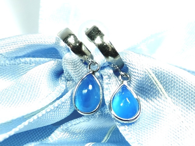 192-1◆K14WG ホワイトゴールド 一粒ブルークオーツ アゲート めのう◆スタッドタイプ 人気 揺れピアス◆ジュエリーショップネット通販購入拍卖