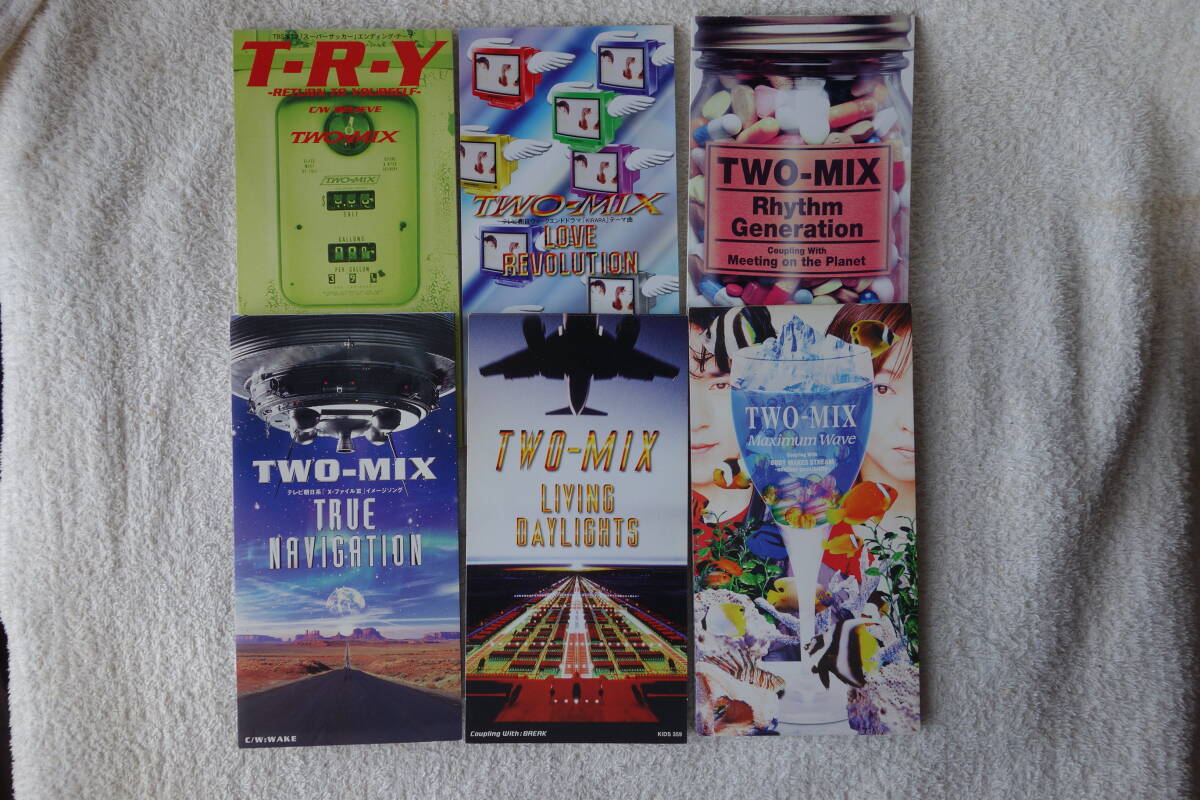 ★ TWO-MIX 【T・R・Y -RETURN TO YOURSELF-】【LOVE REVOLUTION】【Rhythm Generation】【TRUE NAVIGATION】他 8㎝シングル SCD 6枚 拍卖