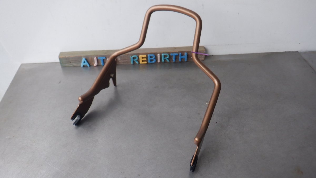 美品!ハーレー☆FLHR1750ロードキング☆デタッチャブルシーシーバー☆バックレスト☆ブロンズ拍卖