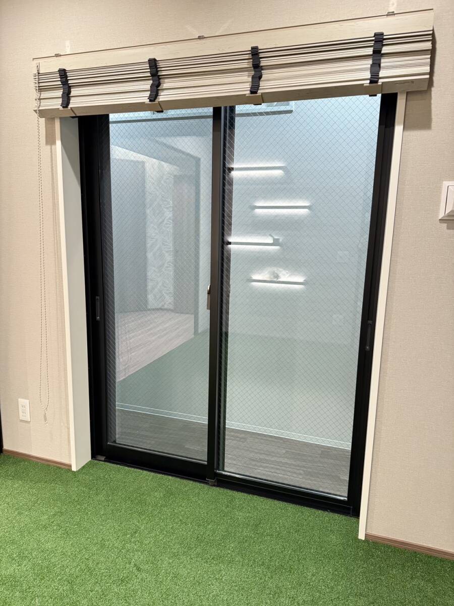 AL-21◇モデルルーム展示品◇LIXIL サッシ 2枚 網戸 枠付 複層ガラス リフォーム リノベーション拍卖