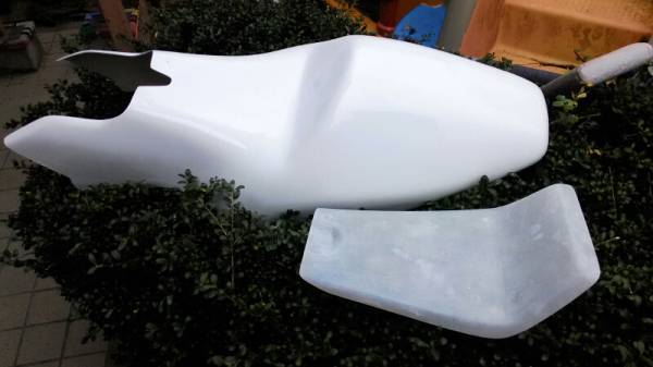 FRP製 NSR50,80用 V2タイプシートカウル 前期フレーム用拍卖