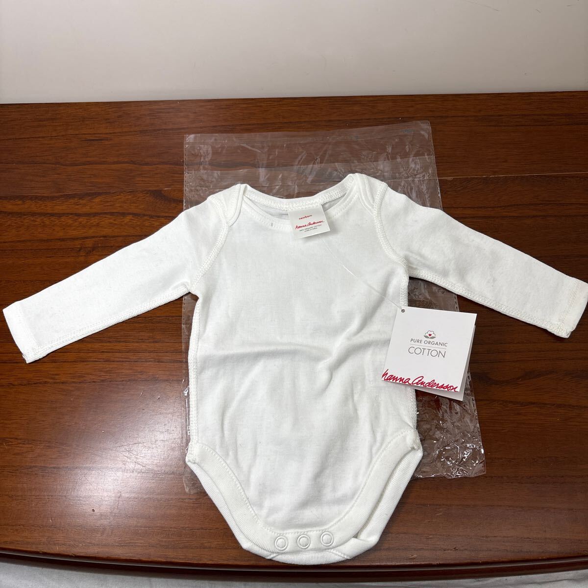 ★大阪/店舗受け取り可★未使用タグ付き hannaAndersson Newborn ロンパース 長袖 オーガニックコットン 新生児 ベビー服 キッズ 赤ちゃん拍卖
