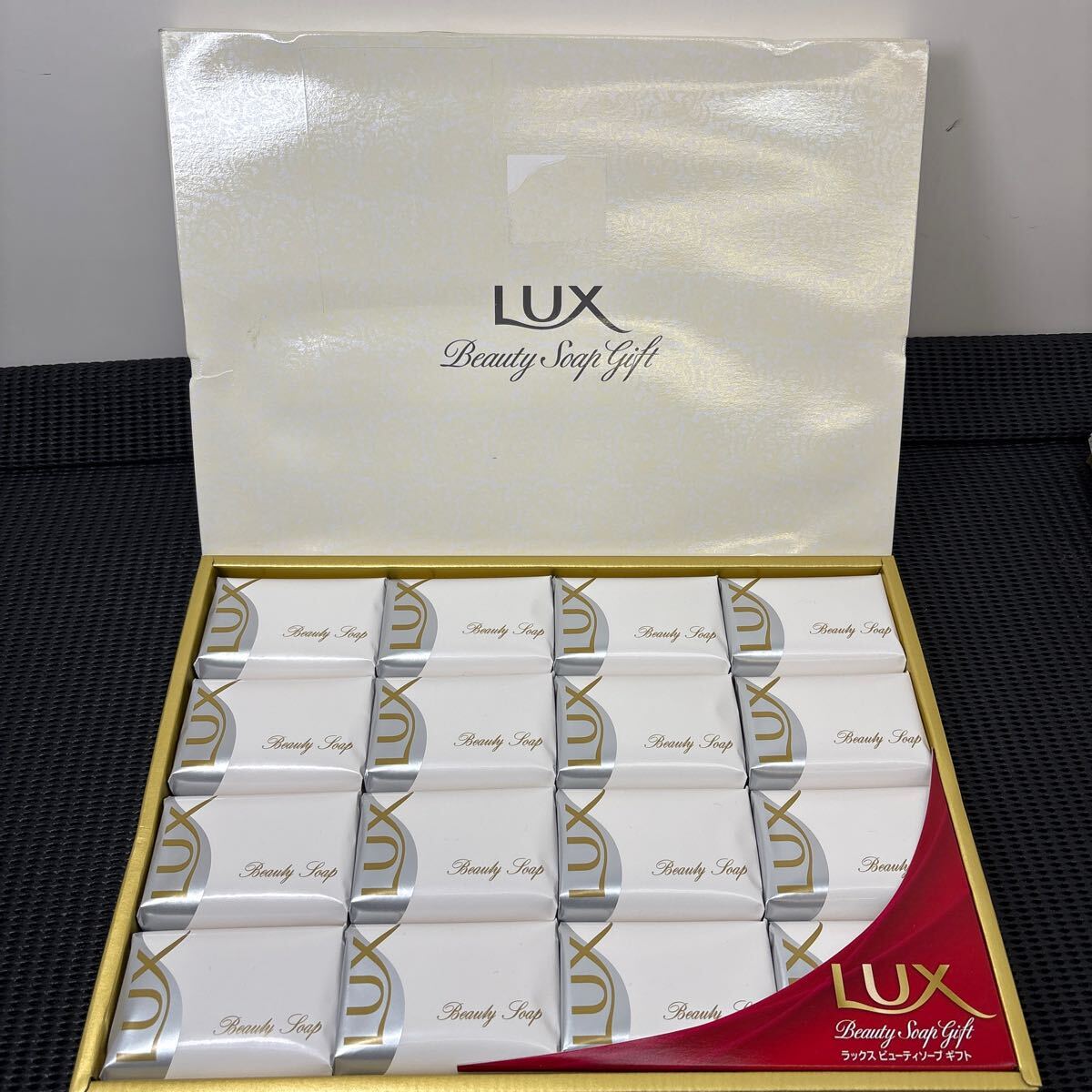 ★大阪/店舗受け取り可★未使用 LUX ビューティーソープ 16個入り 化粧石けん 石鹸 ラックスBソープ 外箱付き★拍卖