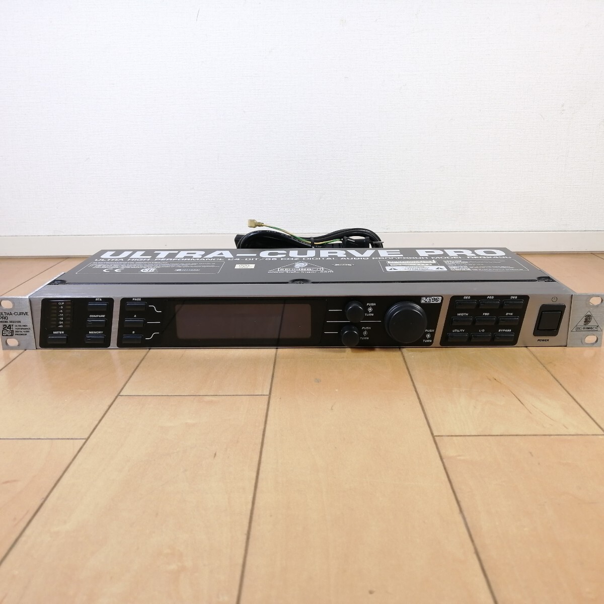 BEHRINGER ベリンガー ULTRA-CURVE PRO デジタルグラフィックイコライザー デジタルオーディオプロセッサー DEQ2496 動作確認済!!拍卖