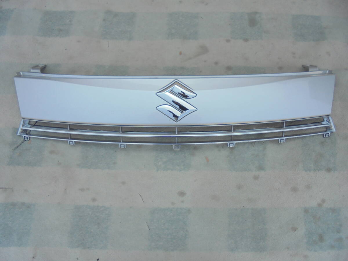 スペーシア MK32S.MK42S 前期 純正 フロントグリル 71742-81M0 71741-81M2 7269拍卖