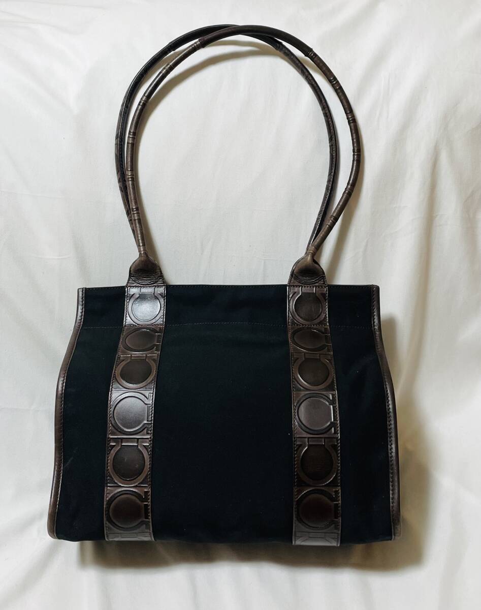 イタリア製 Salvatore Ferragamo サルヴァトーレ フェラガモ ガンチーニ トートバッグ ショルダーバッグ 拍卖