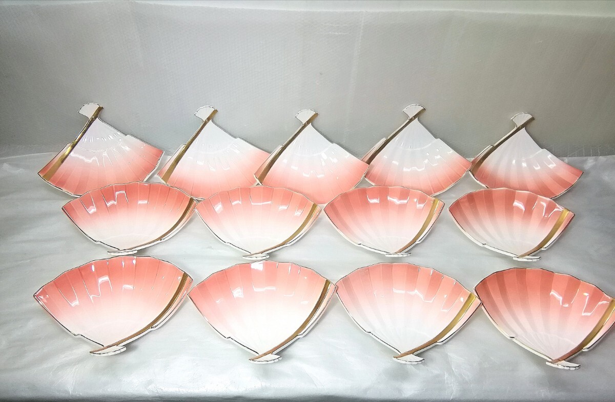 ★華陶 BONE CHINA ボーンチャイナ 扇皿 扇子皿 三足皿 高足皿 13枚セット 金彩 和食器 鉢 皿 器 仕出し 料亭 割烹 お皿 中古拍卖