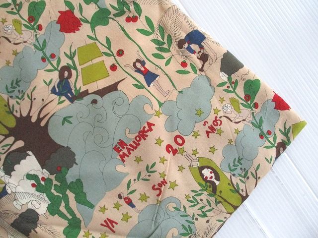 ★メルヘンなフォレストベージュ生地*ホコモモラ拍卖