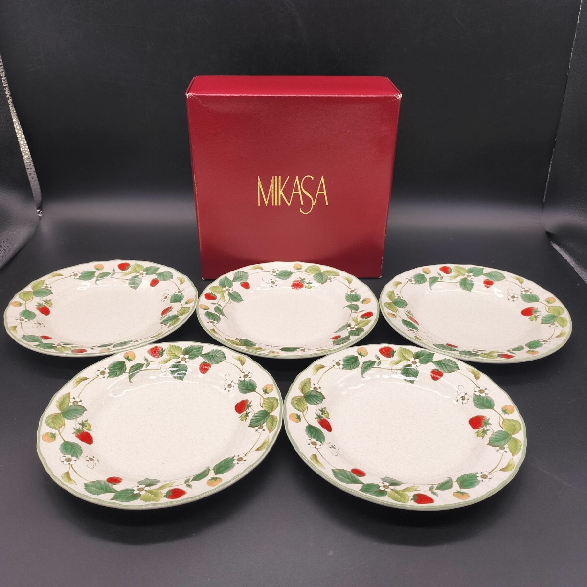 mikasa ミカサ ストロベリー プレート お皿 洋食器 ケーキ皿 中皿 デザート皿 ニ19拍卖