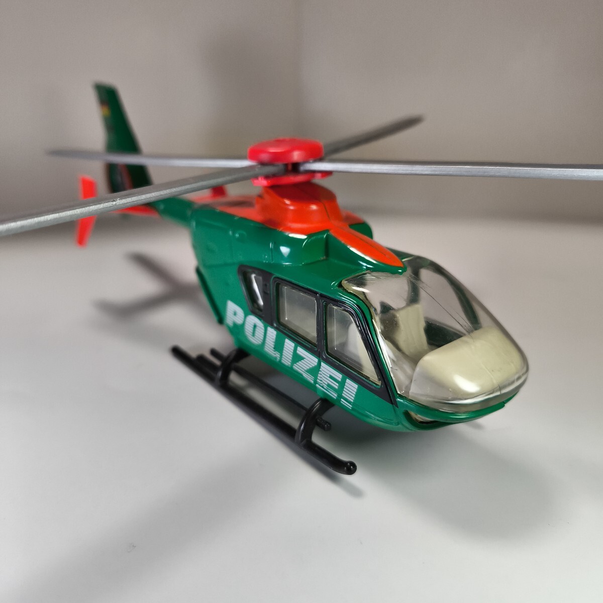 siku ジク 1/55 ヘリコプター ドイツ製 拍卖