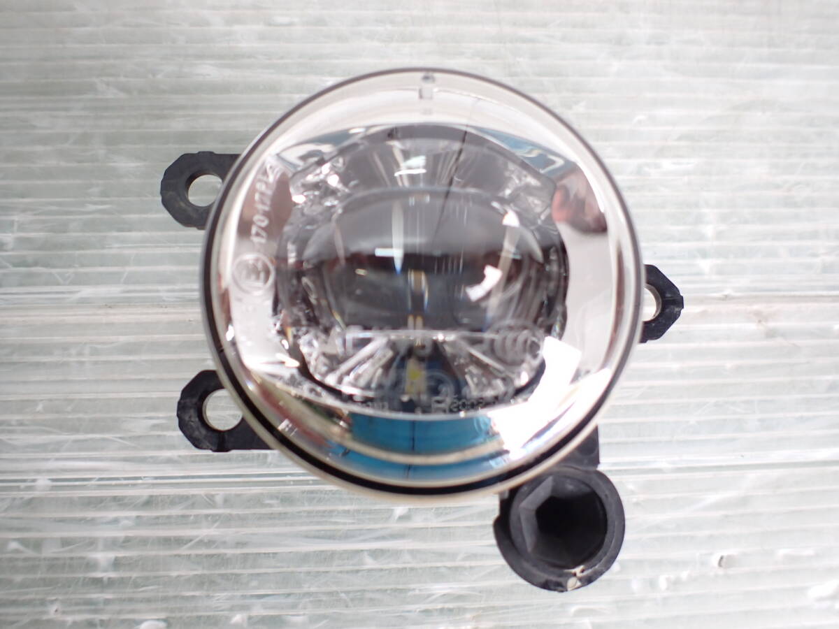 【送料無料!!良品】 LA650S/LA660S タント カスタム 純正 LED 左 フォグ ライト ランプ 81220-B5030 【25-425】拍卖