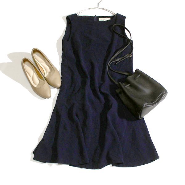 美品 ユナイテッドアローズ BEAUTY & YOUTH 大人可愛い 立体スーツ生地 フレア ワンピース M 春 夏 25A04拍卖