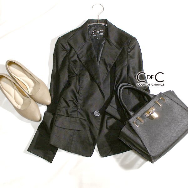 美品 COUP DE CHANCE クードシャンス 綺麗めギャザー スーツ生地 ジャケット 36号 S 春 秋 25B04拍卖