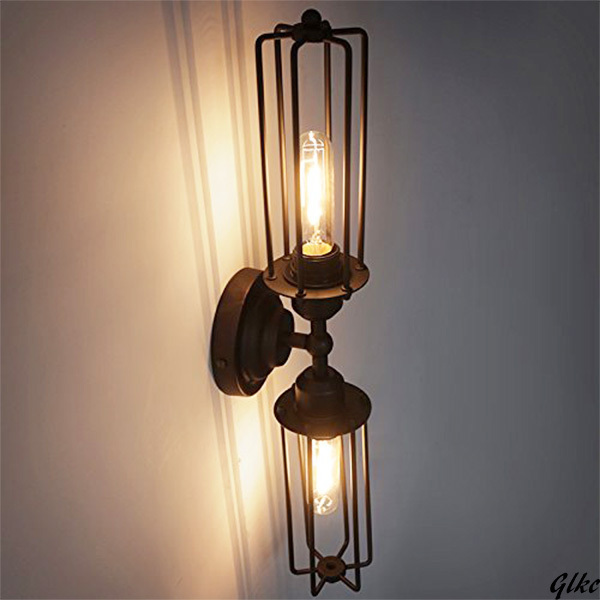 【屋内用ながら、防雨形設計で屋根のある屋外でも使用できる】ヴィンテージ風ウォールライト アイアン素材 E26口金 電球別売り拍卖