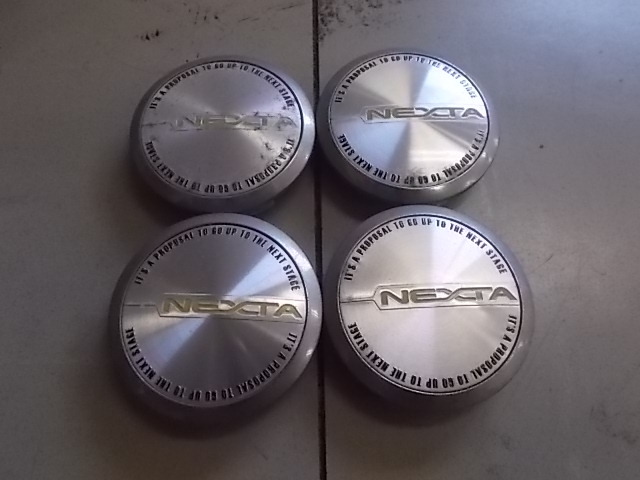 NEXTA センターキャップ 4枚 n76 2504拍卖