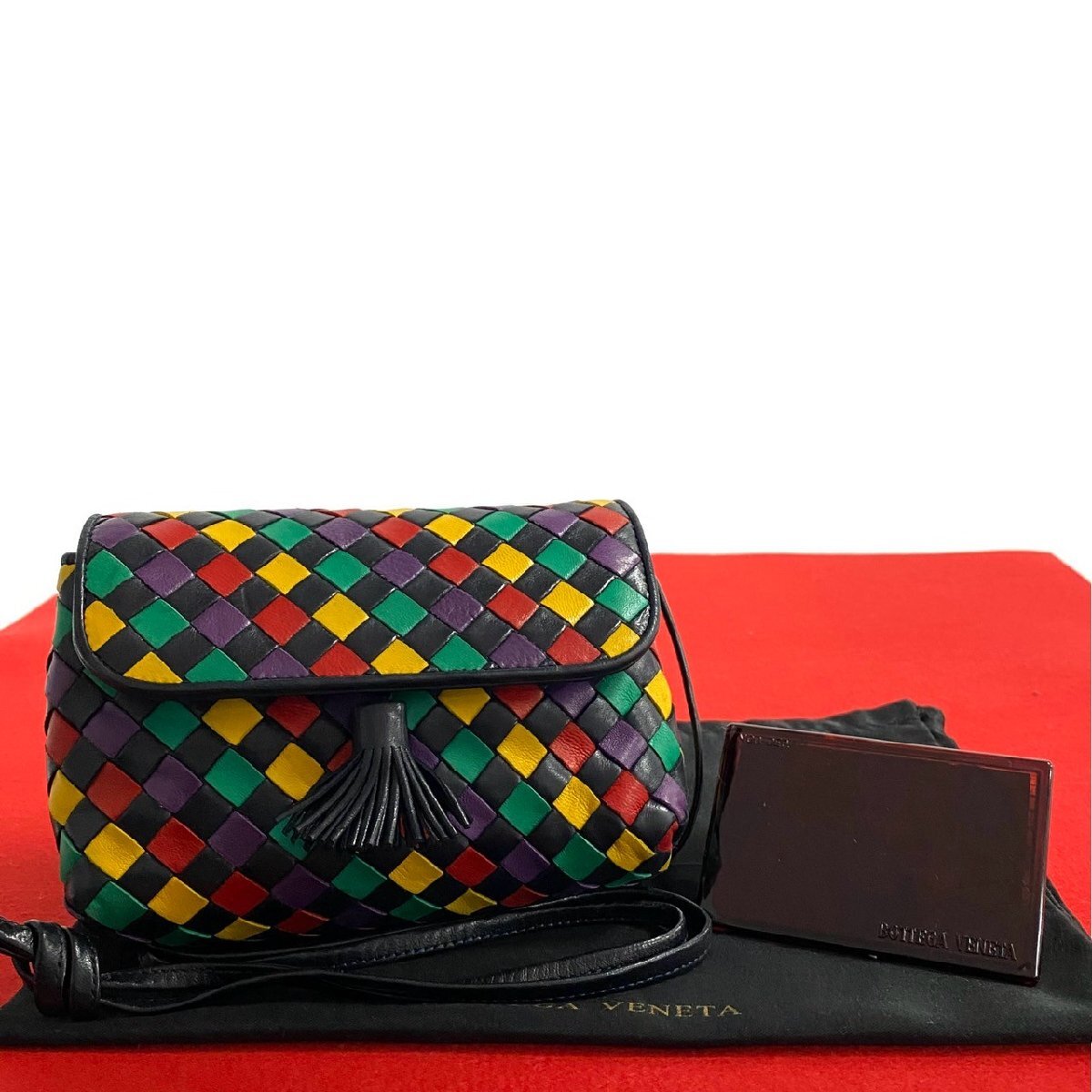 極 美品 BOTTEGA VENETA ボッテガヴェネタ イントレチャート レザー 本革 ミニ ショルダーバッグ ポシェット ブラック マルチカラー 98851拍卖