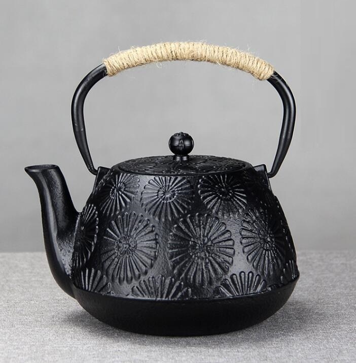 新作上質鉄瓶 鉄びん 鋳鉄 急須 古風鉄瓶 鉄分補給 提梁壺 茶壺 水壷 煮茶壷 夜間 茶道具 おしゃれ拍卖