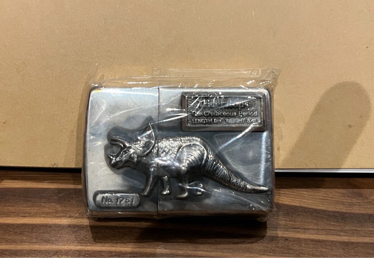 当時物 未開封 未使用 ジッポー / 恐竜 トリケラトプス シリアル入り No.1751拍卖