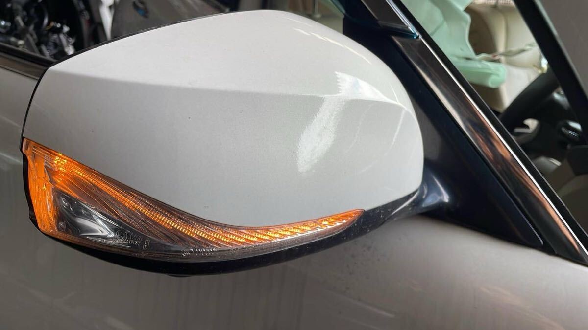 NISSAN-FUGA-HYBRID-2015-HY51-ドアミラ(右側)-B1441. KY51. KNY51 拍卖